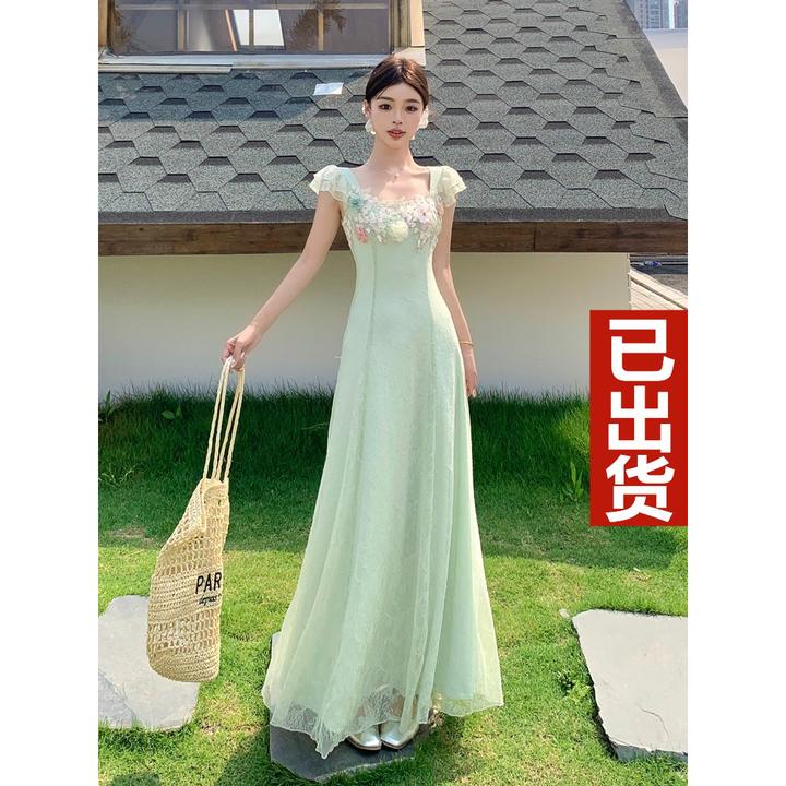 实拍 2025夏季新款法式大码短袖蕾丝花朵连衣裙女气质显瘦长裙子