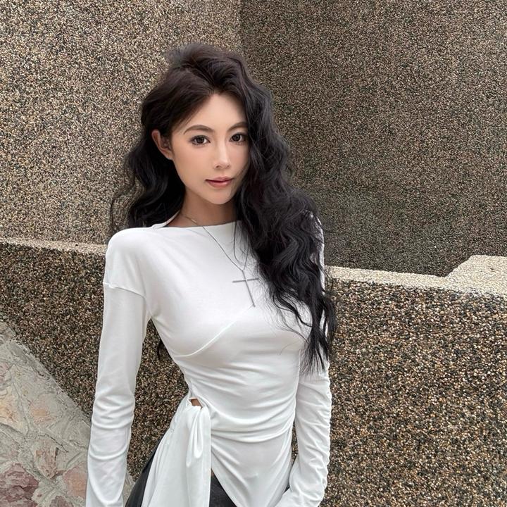 辣妹修身显瘦不规则T恤2025秋新款设计感收腰开叉绑带长袖打底衫