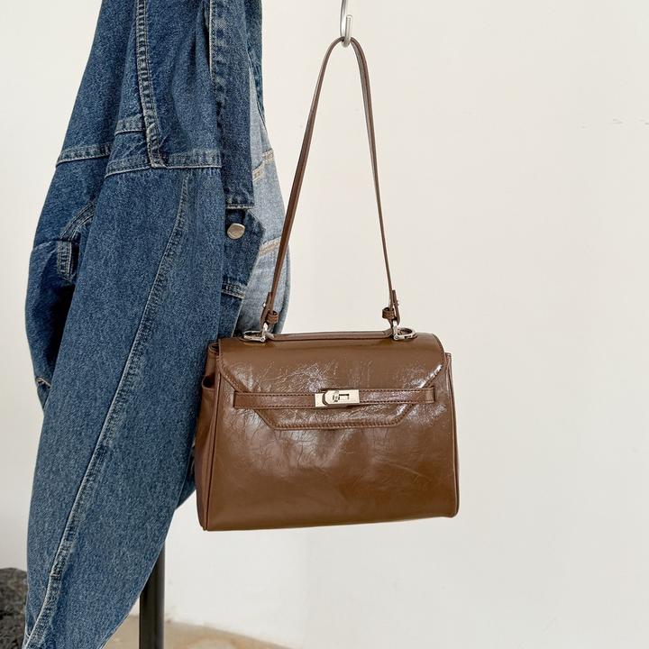 新款真皮女包休闲包包女腋下单肩包头层爆裂纹牛皮复古斜挎包