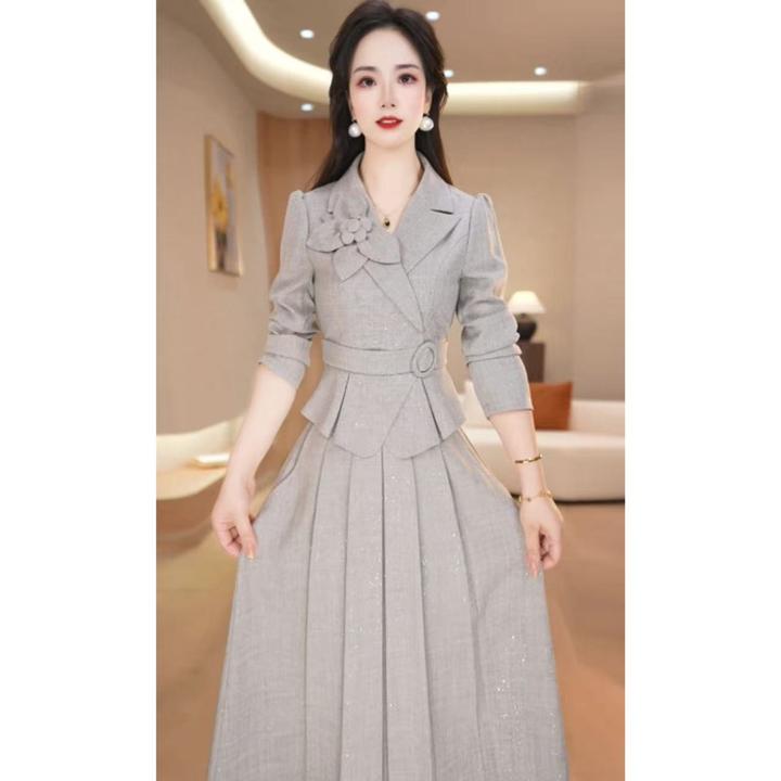 【两件套】秋季新款西装领长袖纯色洋气简约时尚通勤两件套套裙
