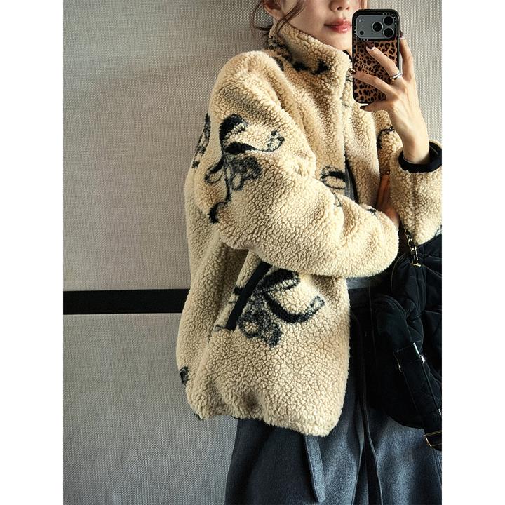 【唐悠悠】加厚保暖羊羔毛蝴蝶结印花外套女设计感慵懒风宽松上衣