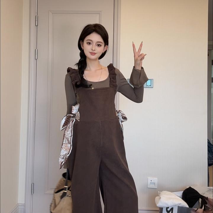 时尚孕妇春秋新款孕妇背带裤显瘦简约范+辣妈打底上衣两件套装