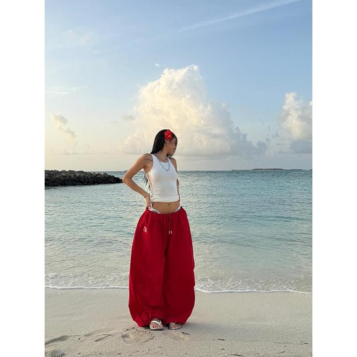 早秋设计感高腰宽松直筒红色百搭抽褶垂感阔腿薄款休闲伞兵裤