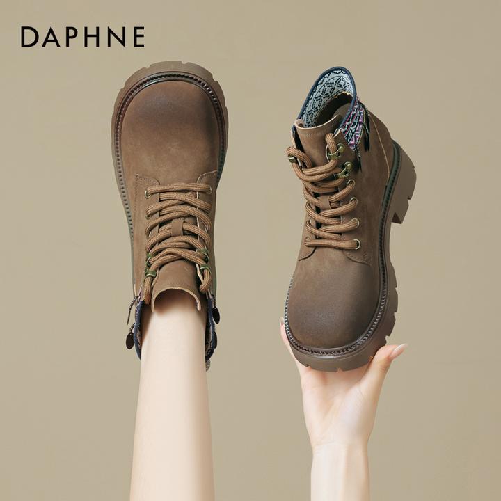 达芙妮品牌正品英伦风复古马丁靴2025秋季休闲百搭配裙子系带短靴