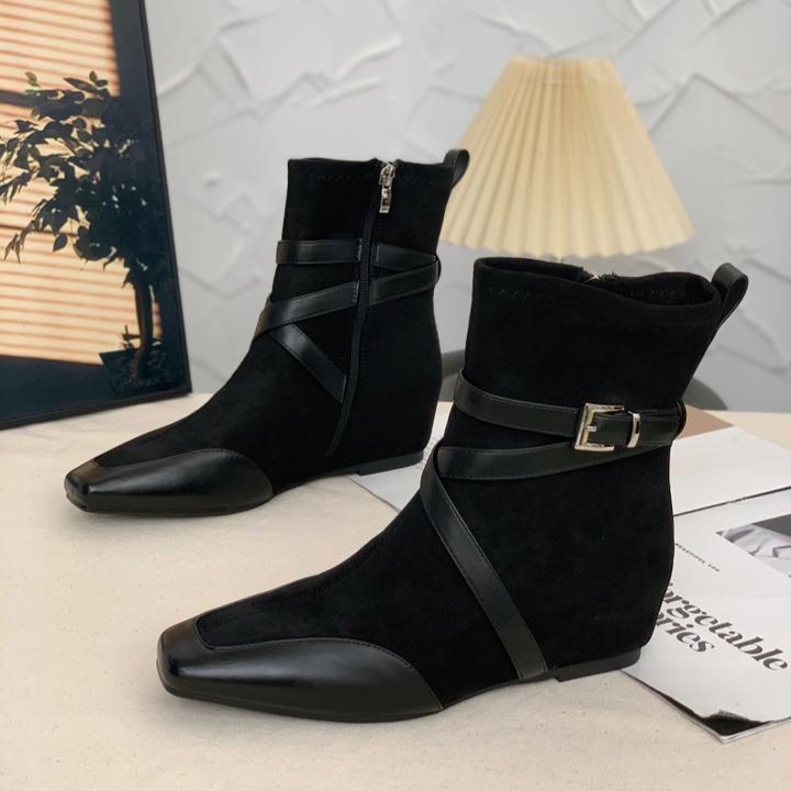 法式方头气质名媛瘦瘦靴女2025新款冬季内增高皮带扣切尔西时装靴