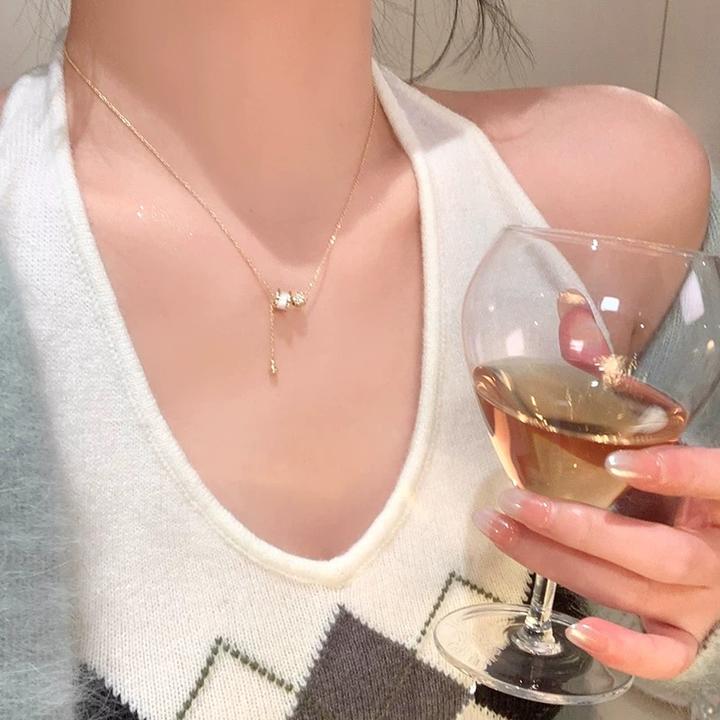 铜合金项链 秋冬轻奢时髦闪锆小蛮腰圆珠锁骨链女气质项链颈链