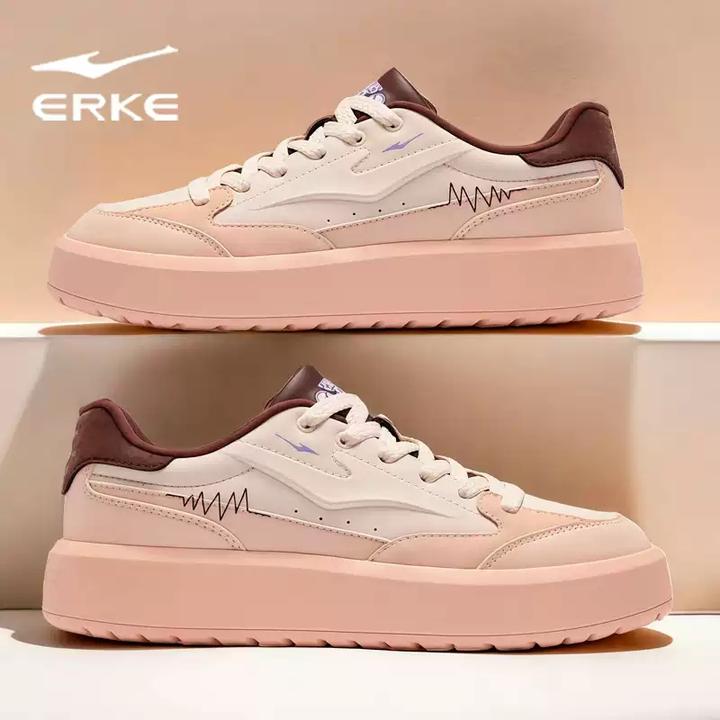 鸿星尔克女鞋软底2025冬季新款厚底增高休闲鞋女子时尚百搭运动鞋