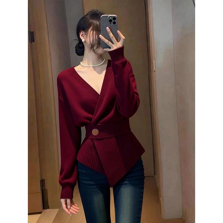独特别致酒红色针织衫女2025秋季小众设计感时髦洋气掐腰内搭毛衣
