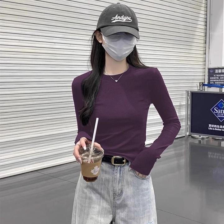 新款内搭长袖t恤女打底衫秋冬季修身显瘦小众百搭通勤圆领上衣