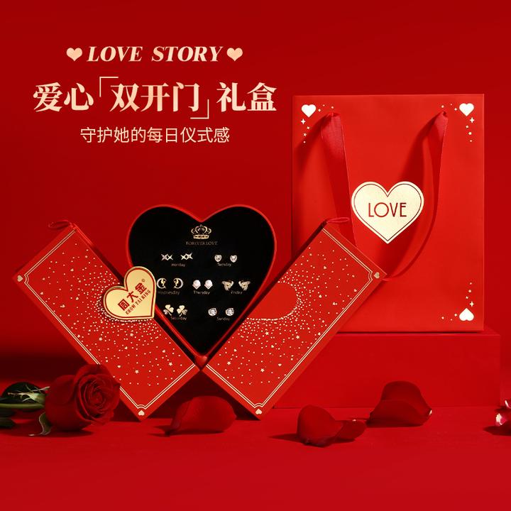 925银耳饰 周大金一周一星期耳钉女纯银耳环圣诞节礼物送女友老婆