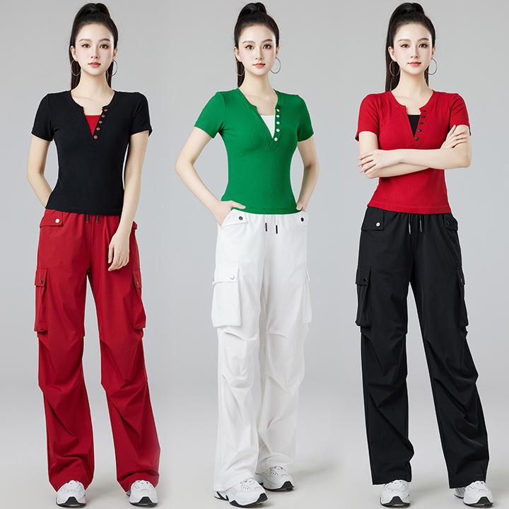 2025夏季新款女士广场舞运动服装时尚假两件撞色V领T恤工装裤套装