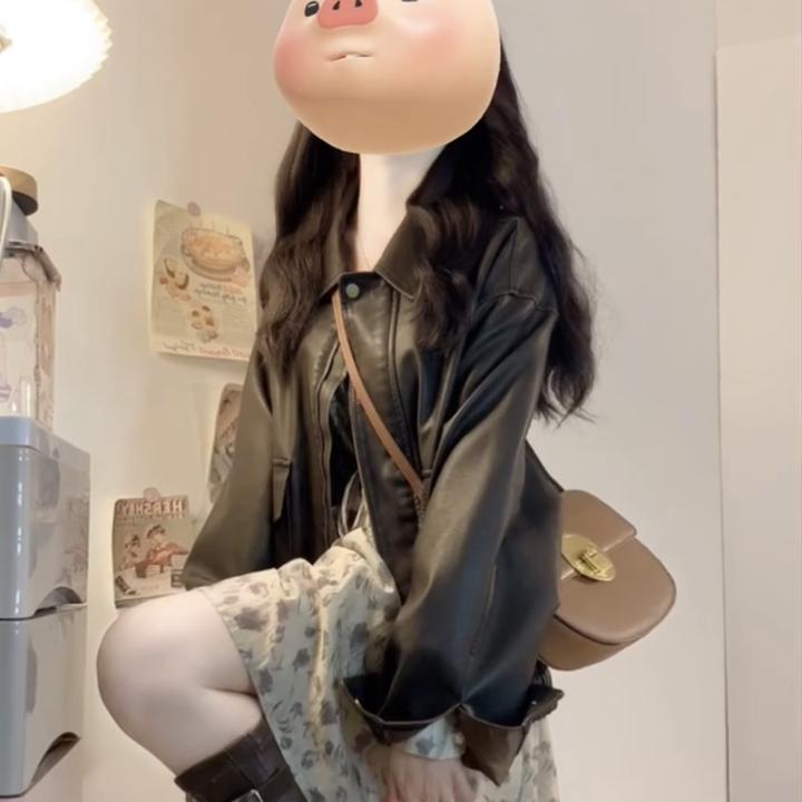 2025春季一整套女高级感穿搭咖色皮衣外套女碎花连衣裙显瘦两件套