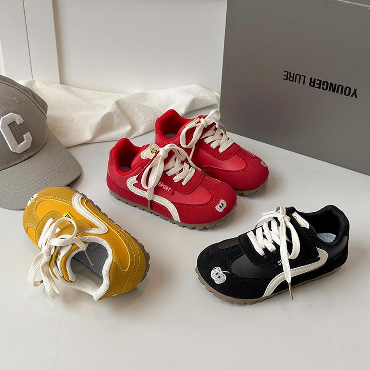 儿童运动鞋软底休闲男童阿甘鞋2025春秋新款小女孩时尚百搭跑步鞋