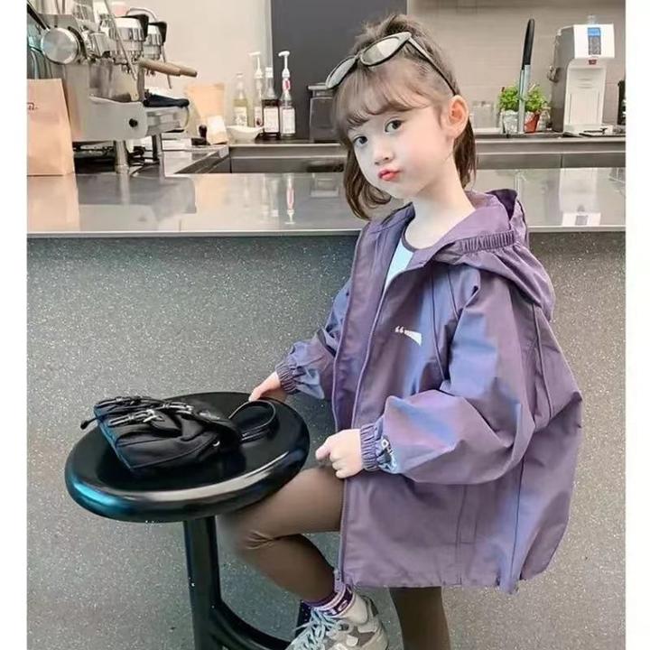 新款爆款洋气女童冲锋衣外套秋装2025新款洋气儿童春秋款小女孩运