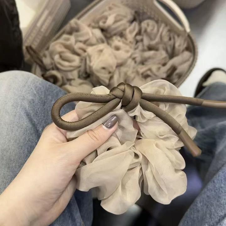 雾感~柔软蓬松咖色绳子蝴蝶结大肠发圈显发量丸子头发绳少女头绳