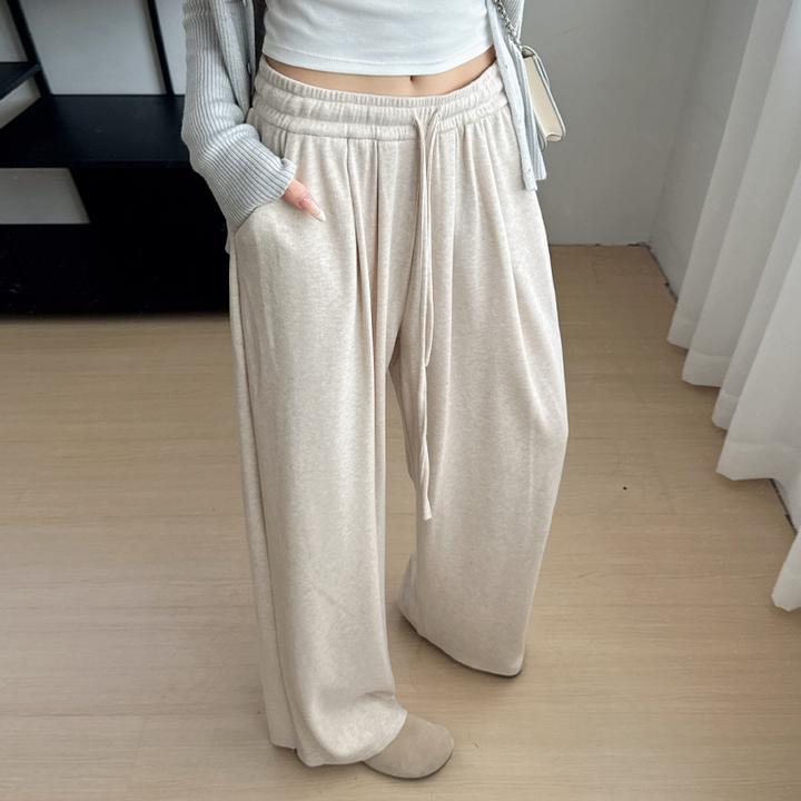 米白色糯米裤女新款秋季高腰显瘦直筒软糯垂感慵懒宽松休闲阔腿裤