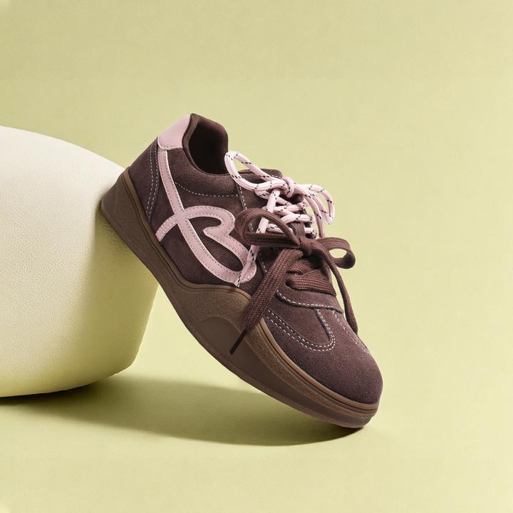 百丽时尚撞色爱心德训鞋女2025秋新款复古百搭潮流休闲厚底板鞋