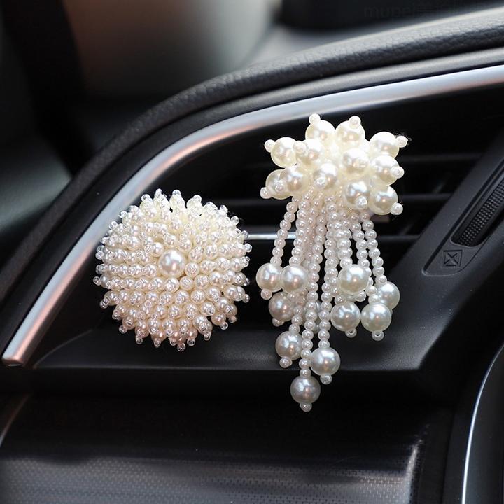 车载香薰高档手工珍珠汽车创意出风口夹香氛车内装饰品摆件女礼物