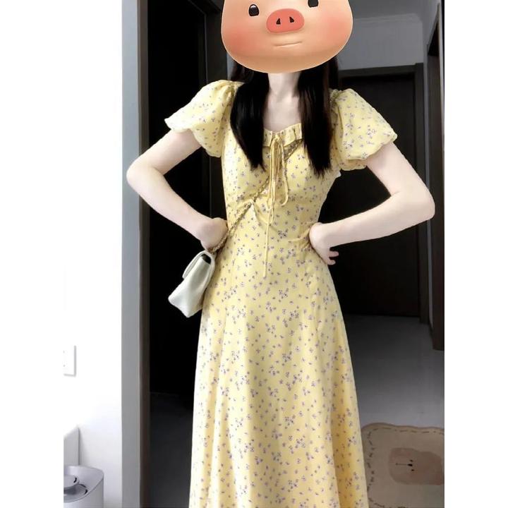 氛围感小众裙子法式复古小众设计感方领收腰显瘦泡泡袖碎花连衣裙
