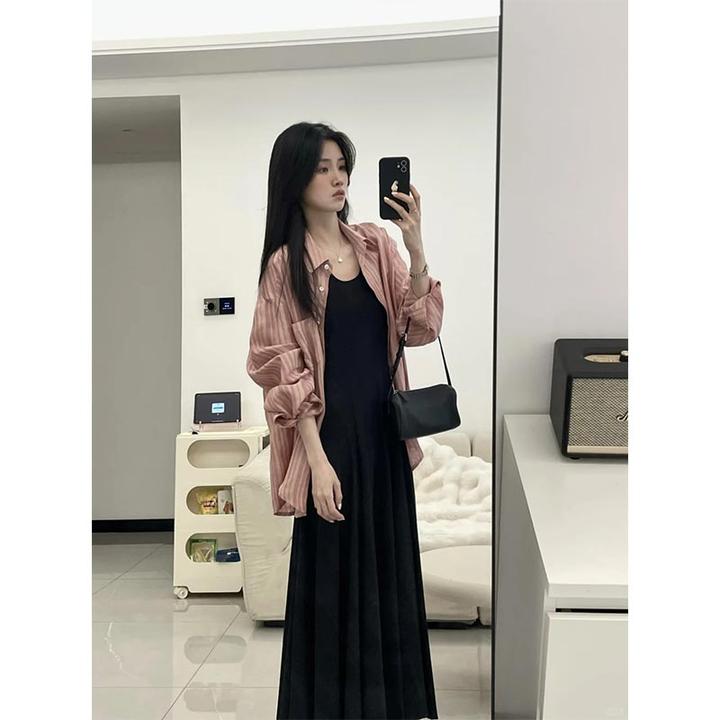 2025夏季新款轻奢风条纹防晒衬衫黑色吊带连衣裙高级感小众两件套