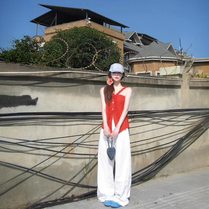 2025红色露背抹胸挂脖吊带背心外穿度假风女夏季性感辣妹洋气套装