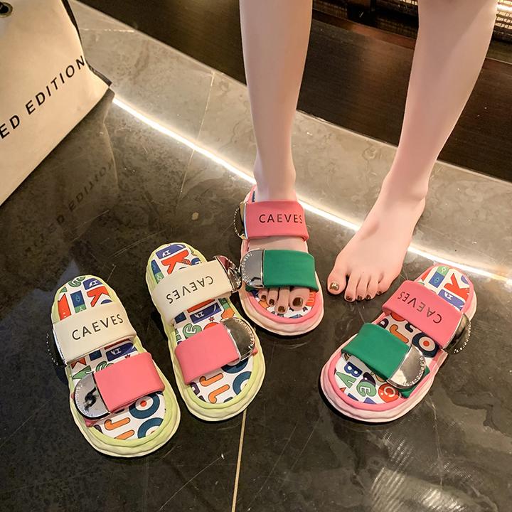 时尚爆款可爱厚底松糕休闲凉拖鞋女外穿2025夏新款网红魔术贴凉拖