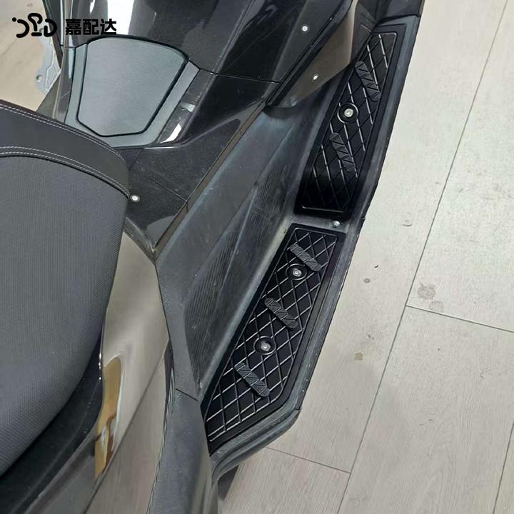 适用本田NWG150改装脚踏板 加厚铝合金防滑脚踏 原车孔位无损安装