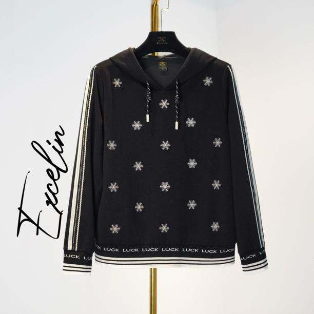 【凝花序语连帽卫衣】秋季新款高档时尚舒适显瘦减龄套头休闲女上衣