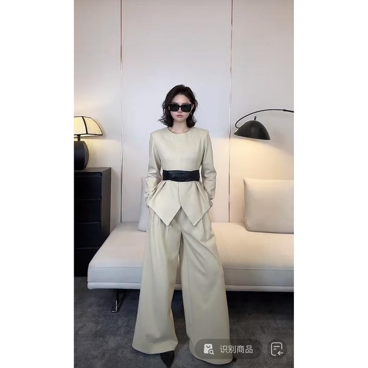 「时髦美人」2024秋冬季轻奢高级时尚气质两件套HBZC641230 nnassa