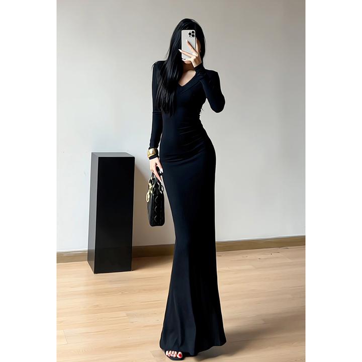 V领长袖赫本风连衣裙女新款收腰显瘦包臀鱼尾裙黑色长裙250877