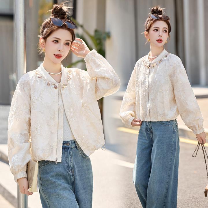 上衣棒球服女开春新款小个子休闲百搭洋气小香风白色长袖蕾丝外套