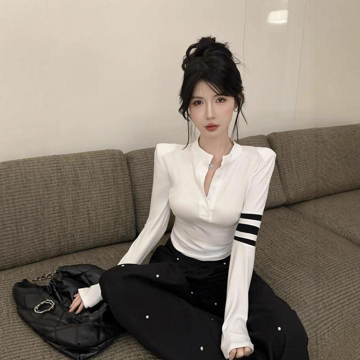 美式辣妹撞色三条杠长袖T恤女秋冬学院风修身显瘦短款打底衫上衣