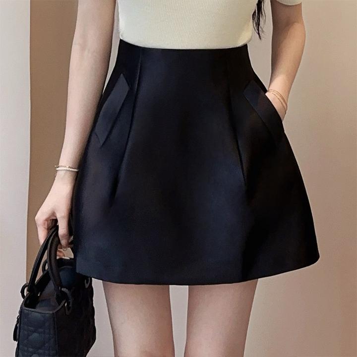 【微光裙摆】2025夏季新款高腰显瘦蓬蓬裙A字短裙