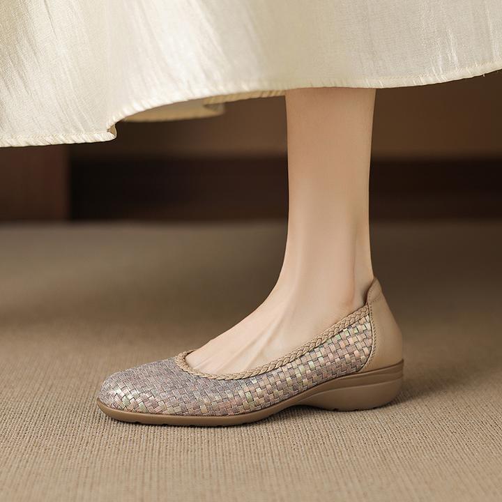 3.5cm圆头编织浅口单鞋软底复古皮鞋低跟百搭舒适坡跟女鞋不累脚