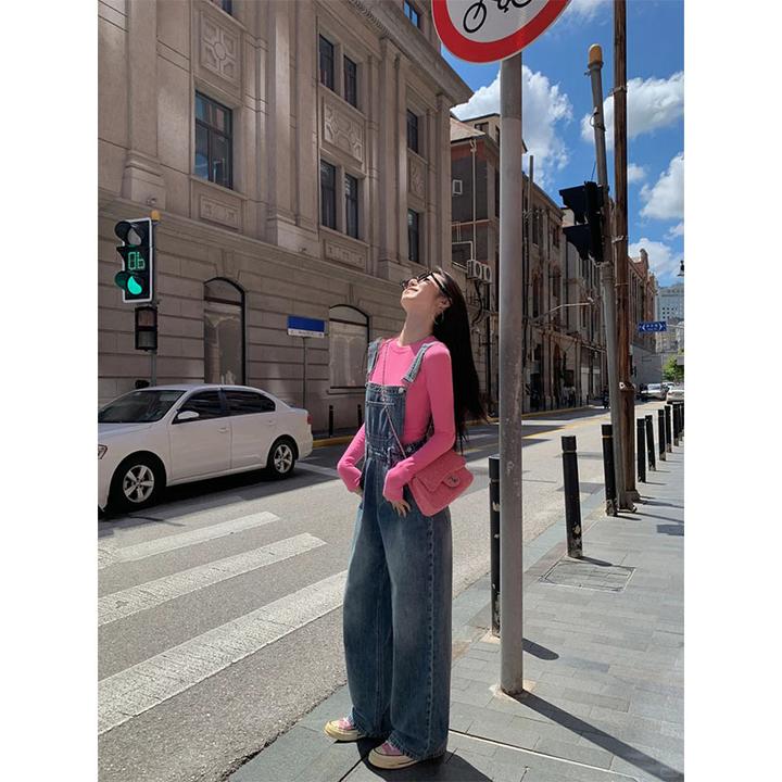 入秋搭配一整套时尚修身显瘦纯色长袖T恤复古牛仔背带裤辣妹套装