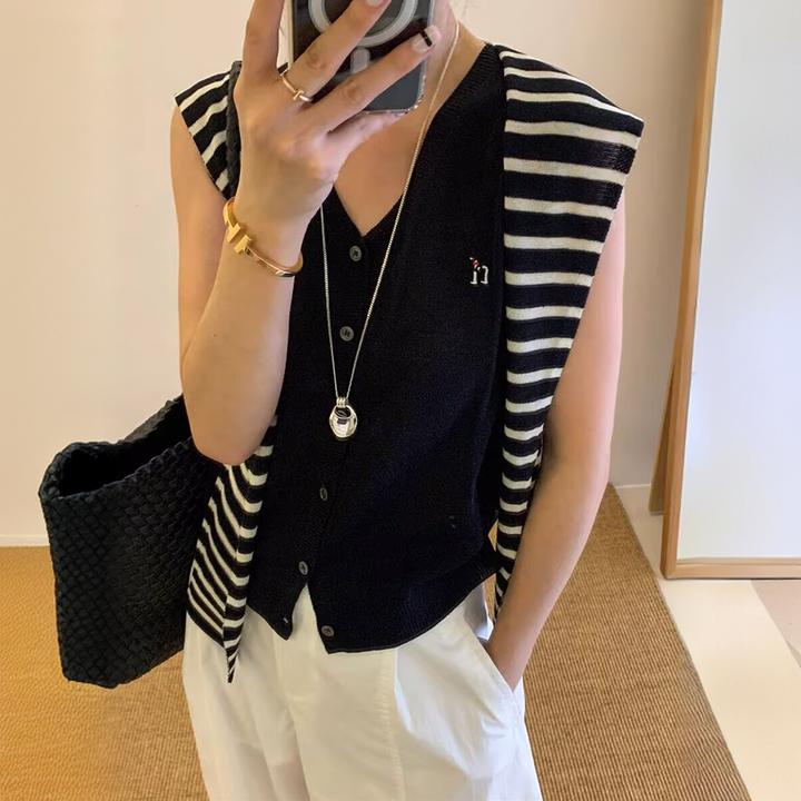 韩系刺绣带披肩冰丝针织背心2025夏季新款女气质显瘦百搭薄款上衣