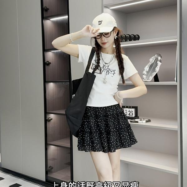 甜美风黑色松紧腰黑色碎花半身裙女春季新款波点百搭高腰a字短裙