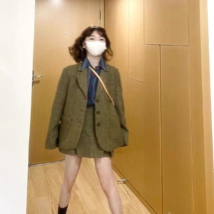 毛呢西装套装裙女2025秋冬装小个子穿搭韩系高级感呢子外套两件套