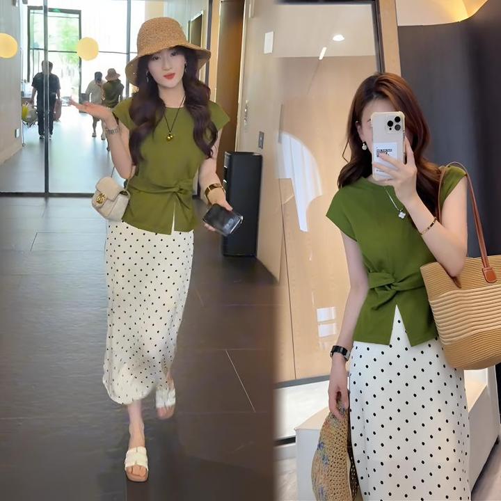 2025夏季新款无袖上衣收腰扭结开叉T恤+波点裙套装时尚气质两件套