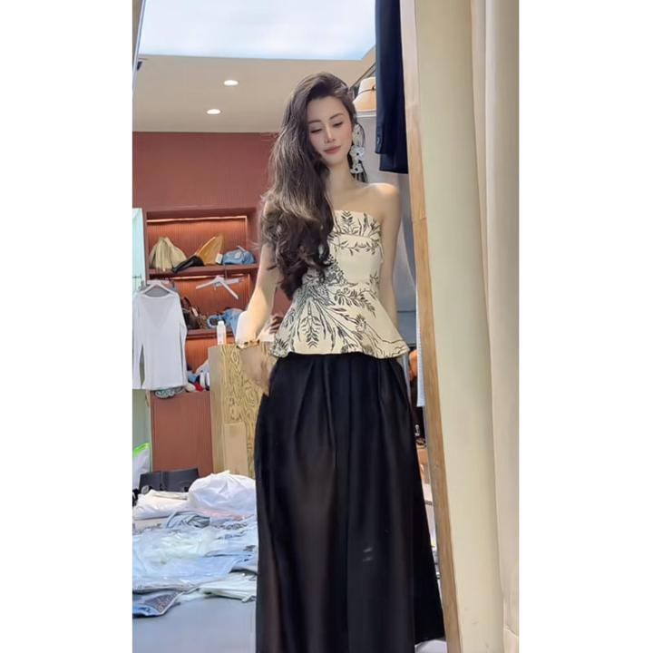 春季新款轻熟风设计感提花抹胸背心上衣高腰显瘦宽松黑色半身裙女