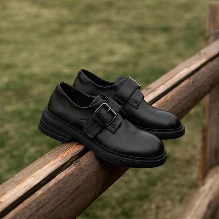 真皮复古英伦风厚底粗跟乐福鞋女2025新款皮带扣中跟大头小皮鞋