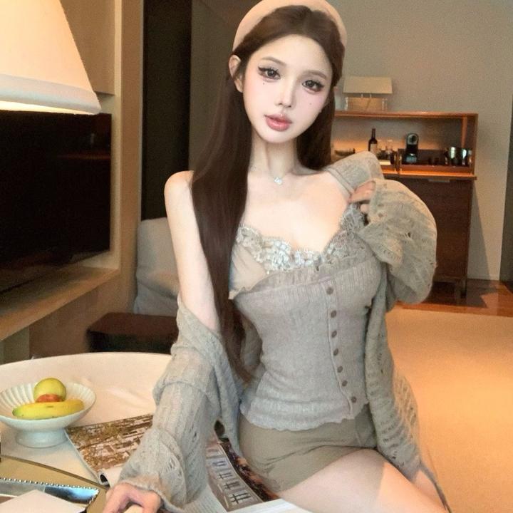 蕾丝拼接纯欲吊带背心女秋季穿搭套装慵懒长袖毛衣针织外套两件套