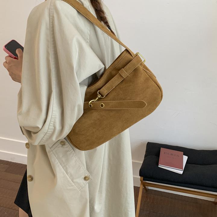 小众高级感麂皮绒包女2025秋冬新款百搭通勤腋下包法式轻奢单肩包