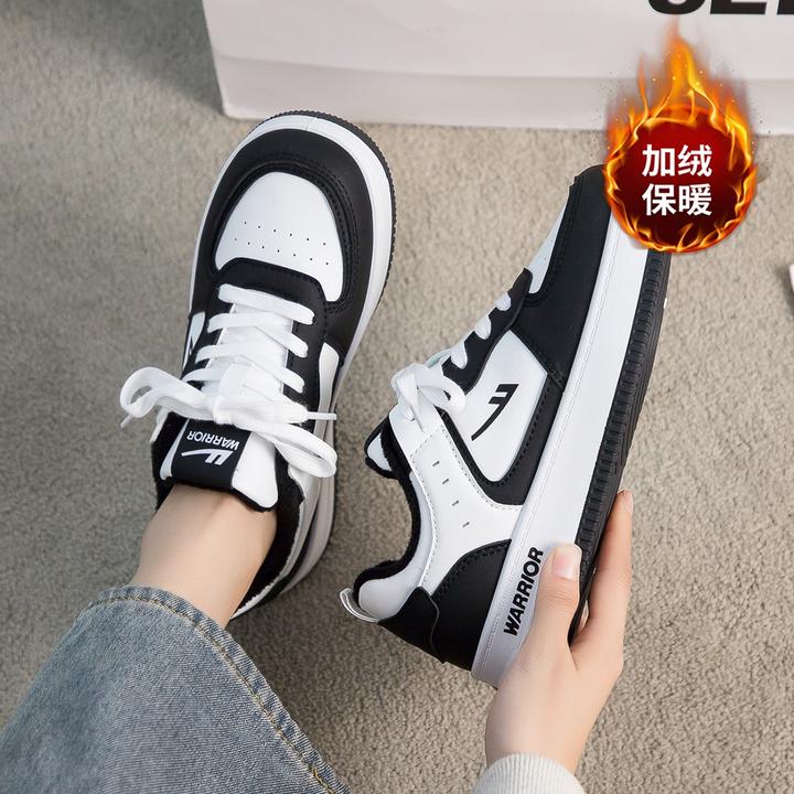 回力情侣加绒板鞋2026秋冬爆款厚底男女同款二棉鞋运动休闲鞋子男