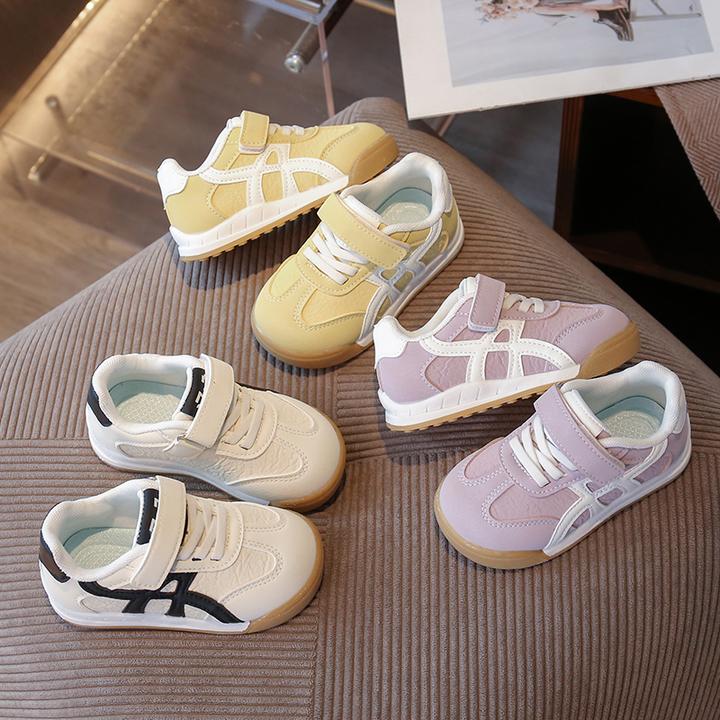 春秋新款女童板鞋儿童阿甘鞋男童运动鞋皮面小童宝宝防滑休闲鞋潮