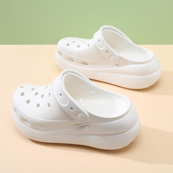 泡芙洞洞鞋女款夏季外穿厚底增高防滑踩屎感网红休闲爆款沙滩凉拖