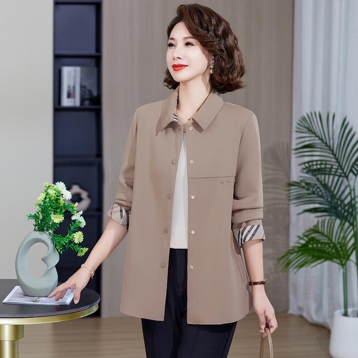 中老年妈妈春装新款风衣宽松遮肉洋气女士空气棉中长款翻领外套女