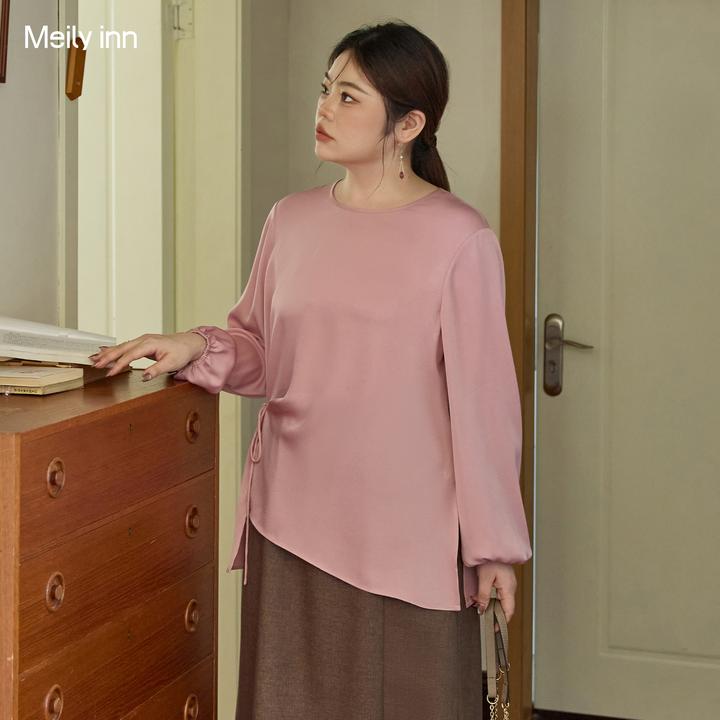 美丽客栈高级感醋酸缎面圆领长袖收腰上衣女2025秋季新款大码女装