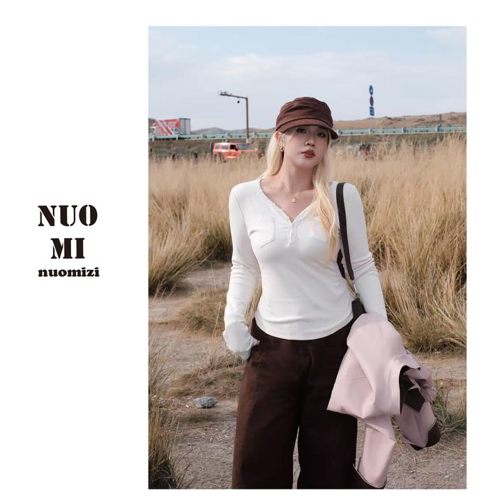 ZOZ糯米子[糯颜t]美式辣妹风T恤早秋V领通勤百搭显瘦收腰长袖上衣