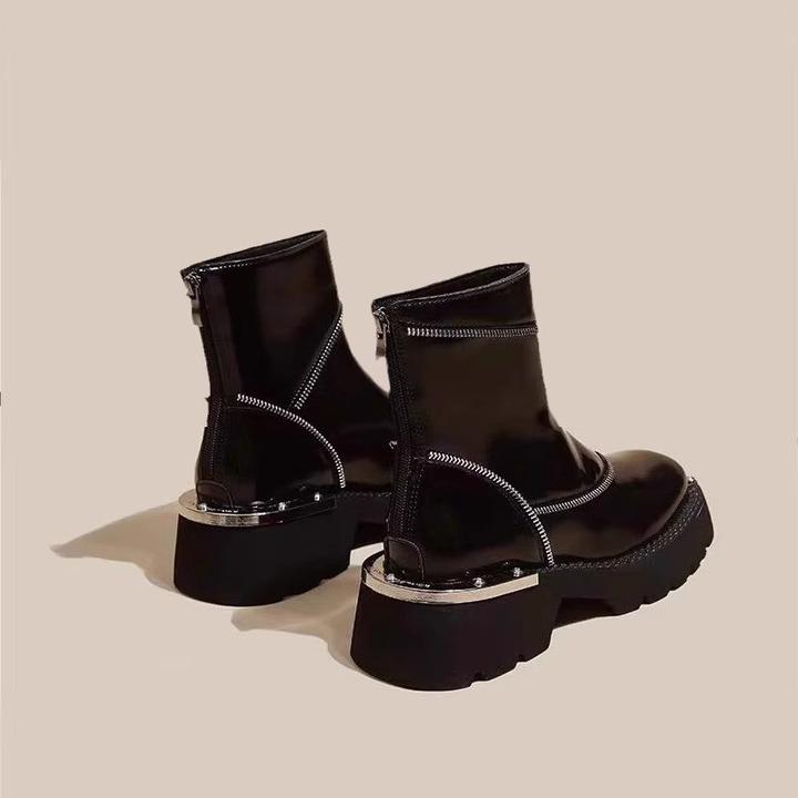 冬季新款女士厚底复古英伦风秋冬方头切尔西靴加绒金属机能感百搭